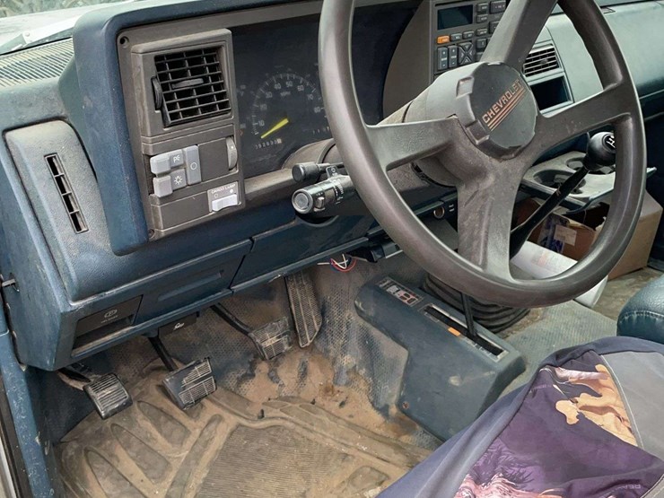 1994-chevrolet-k2500-image-6