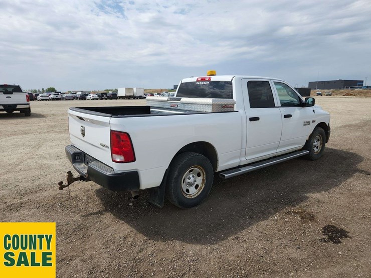 2014-dodge-1500-image-4