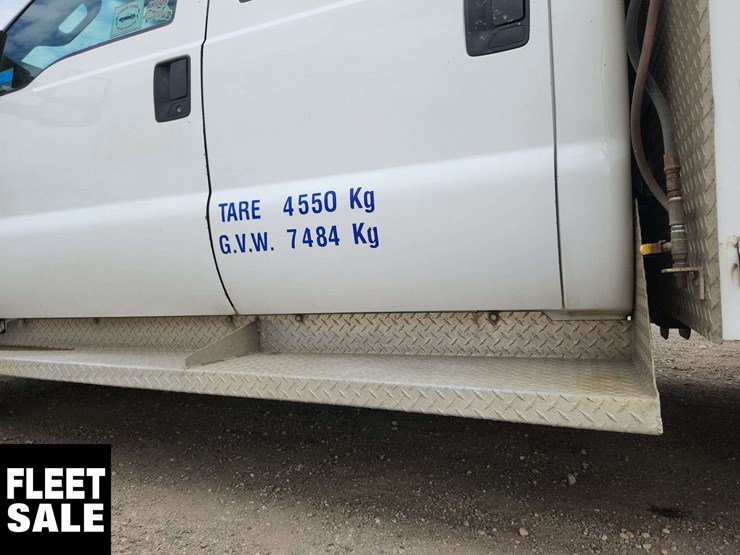 2013-ford-f450-image-46
