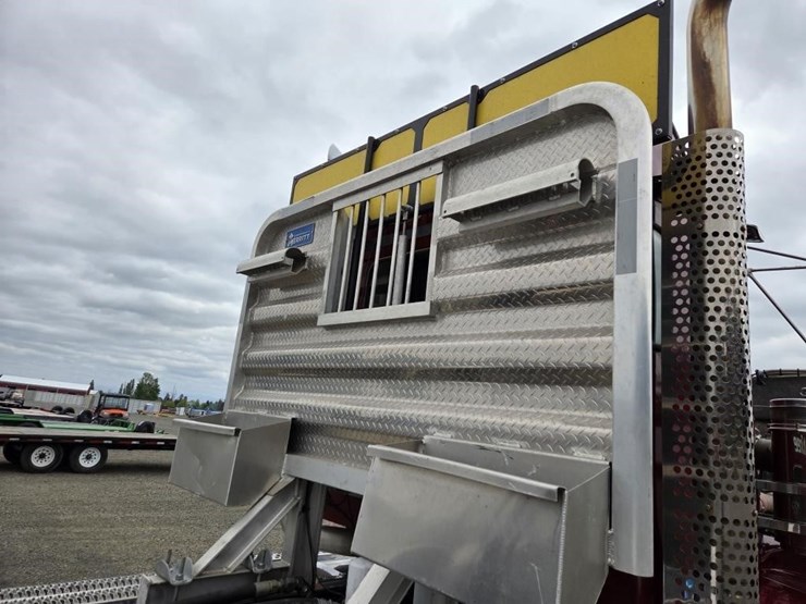 2012-kenworth-t800-image-42