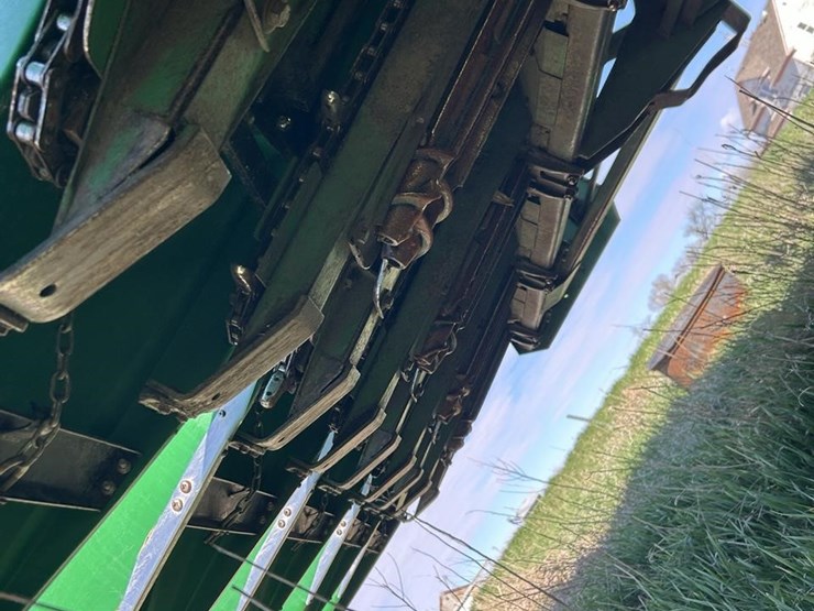 1982-john-deere-843-image-13