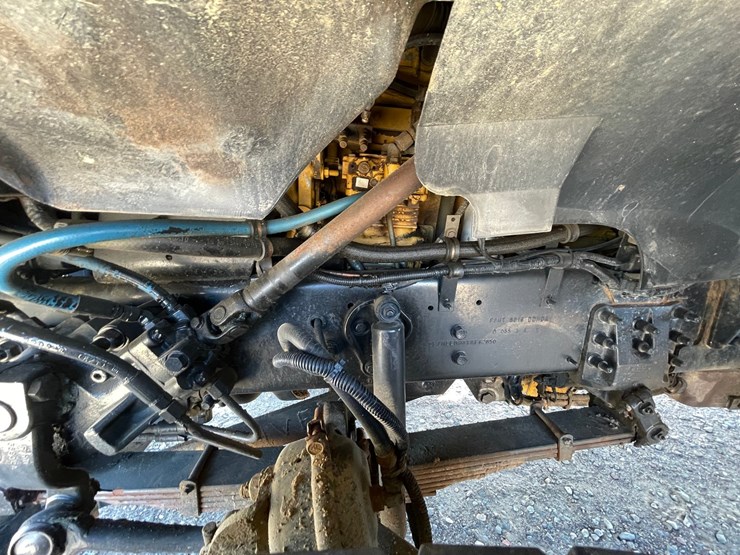 2000-caterpillar-c12-image-34