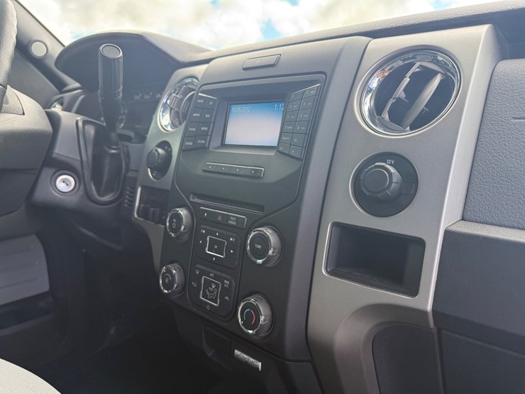 2013-ford-f150-image-24