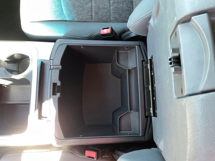 #1312-•-2016-dodge-ram-pickup-truck-(has-mn-salvage-title)-image-21