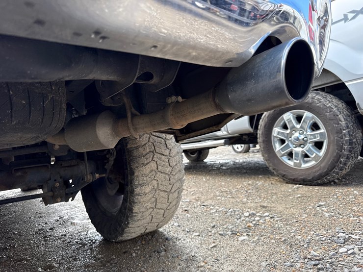 2016-dodge-1500-image-13