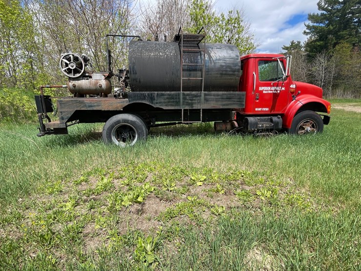 #2881-•-1990-international-sealcoating-truck-(has-wi-title)-(or)-image-6