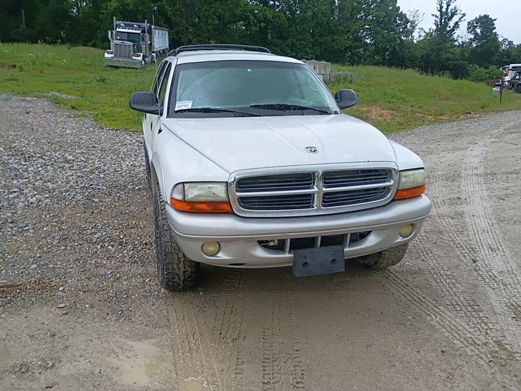 2002-dodge-durango-image-13
