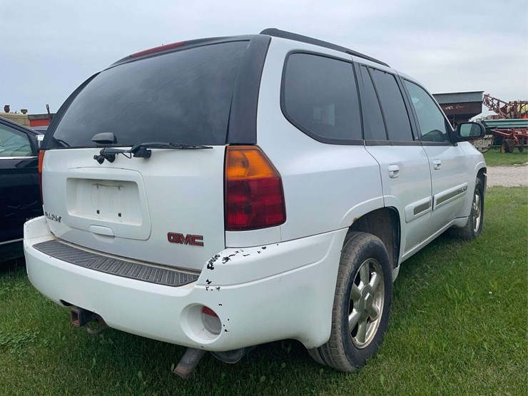 2002-gmc-envoy-image-3