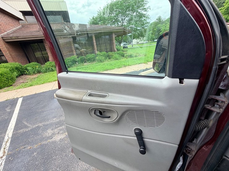#24064-•-2007-ford-econoline-wagon-van-image-50