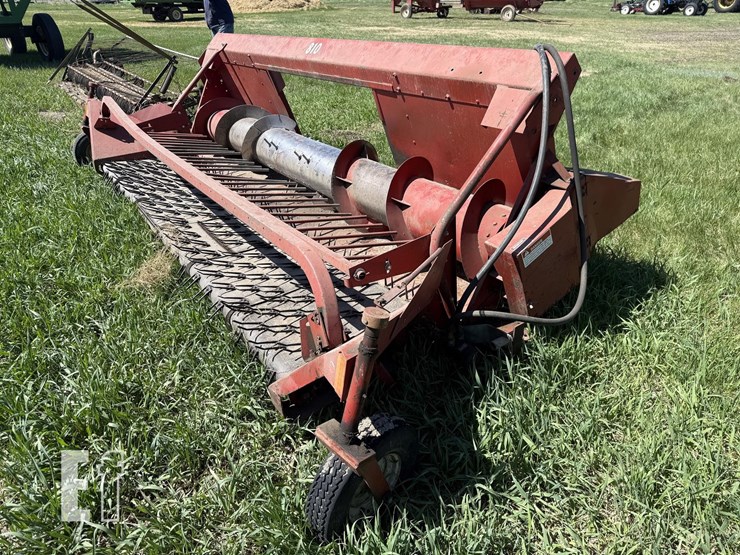 case-ih-810-image-6