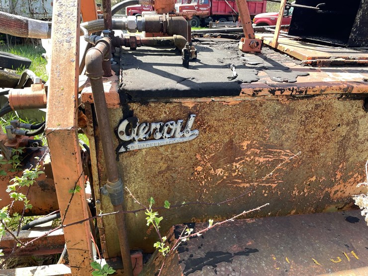 #2830-•-geroil-crack-filler-on-transport-(or)-image-5