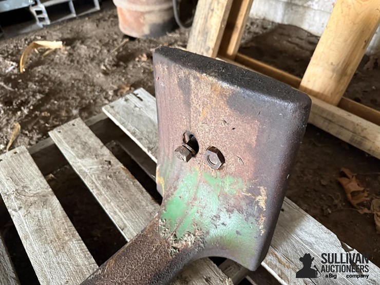 john-deere-front-weight-brackets-image-5