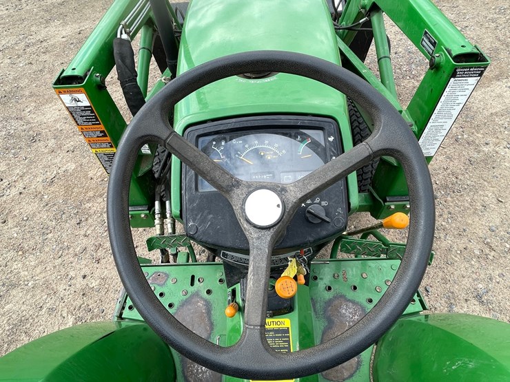 john-deere-790-image-24