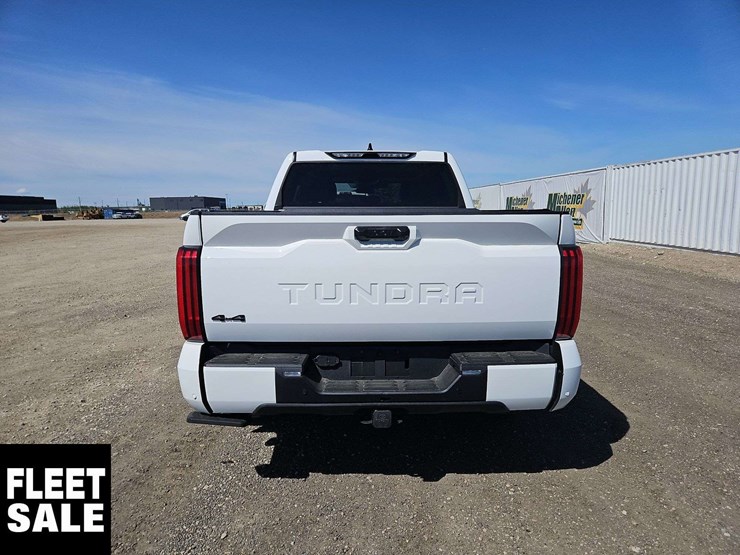 2023-toyota-tundra-image-8