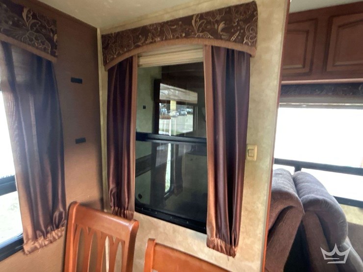 2013-forest-rive-brookstone-310ls-5th-wheel-t/a-travel-trailer-image-19