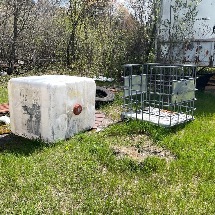 #2826 • 1500 Gallon Plastic Tank (OR)