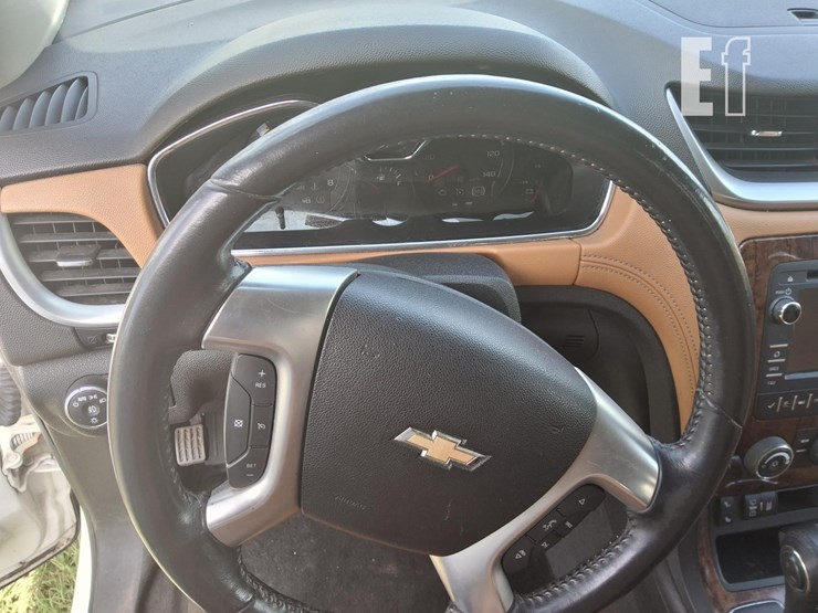 2014-chevrolet-traverse-image-18
