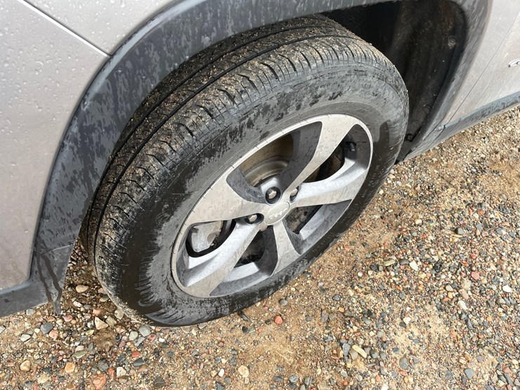2019-jeep-cherokee-limited-image-9