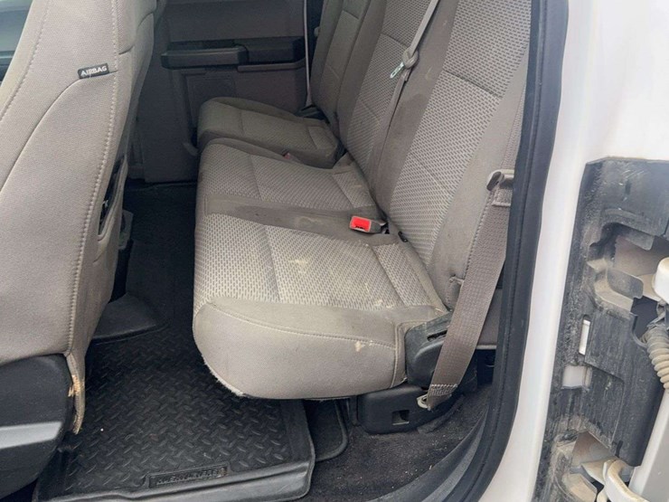2018-ford-f150-xlt-image-8
