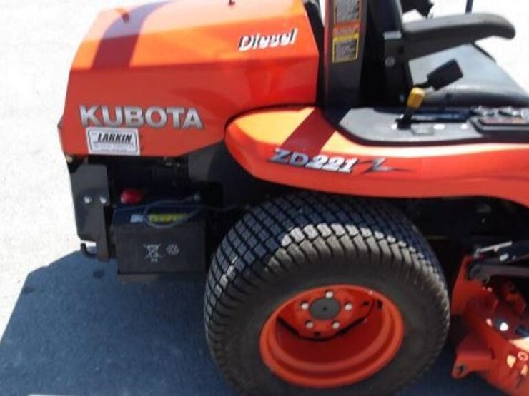 kubota-zd221-image-26