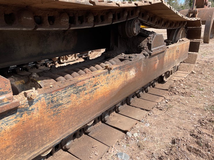 1982-caterpillar-215-image-38