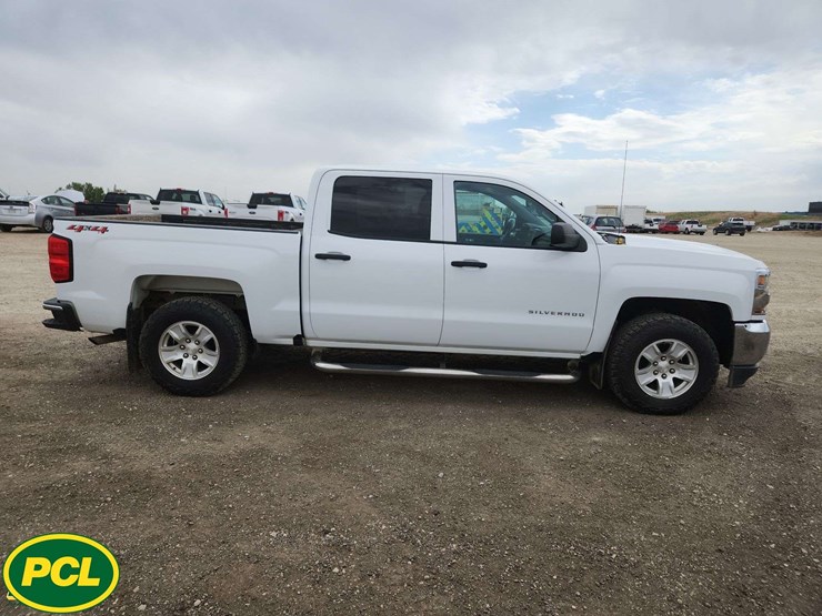 2018-chevrolet-silverado-1500-image-9