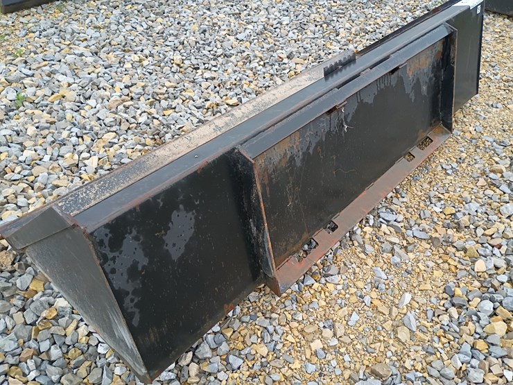#24752-•-78"-smooth-bucket-skid-steer-attachment-image-8