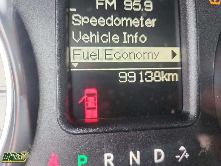 2017-dodge-2500-image-24