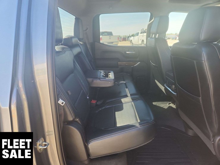 2021-gmc-sierra-1500-image-18