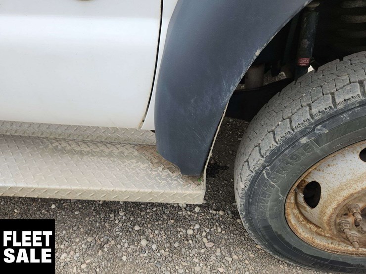 2013-ford-f450-image-36