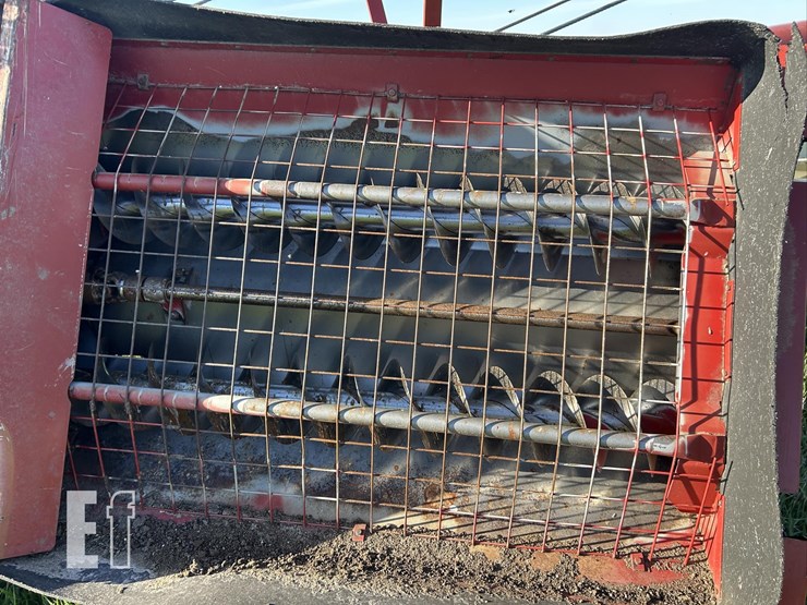 buhler-farm-king-16104-image-26