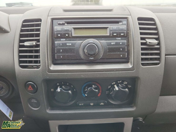 2008-nissan-pathfinder-image-21