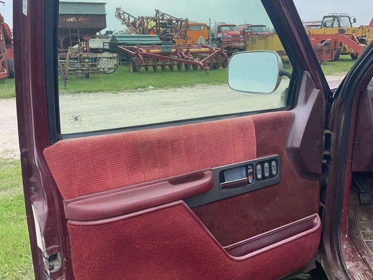 1994-chevrolet-k1500-image-8