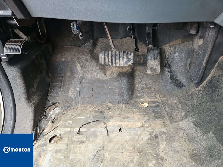 2013-ford-f250-image-24