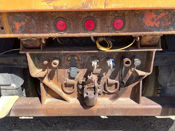 2006-caterpillar-c13-image-15