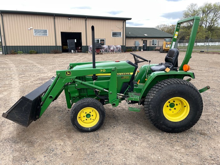 john-deere-790-image-2