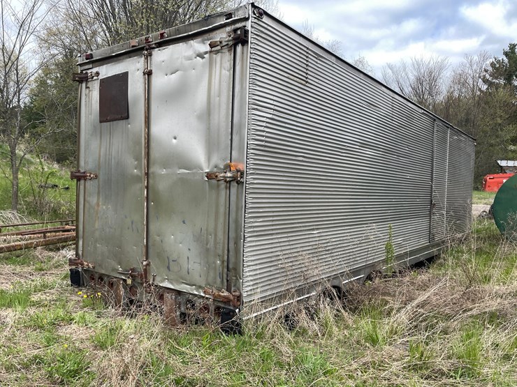 #2812-•-stainless-tandem-trailer-(g)-image-4