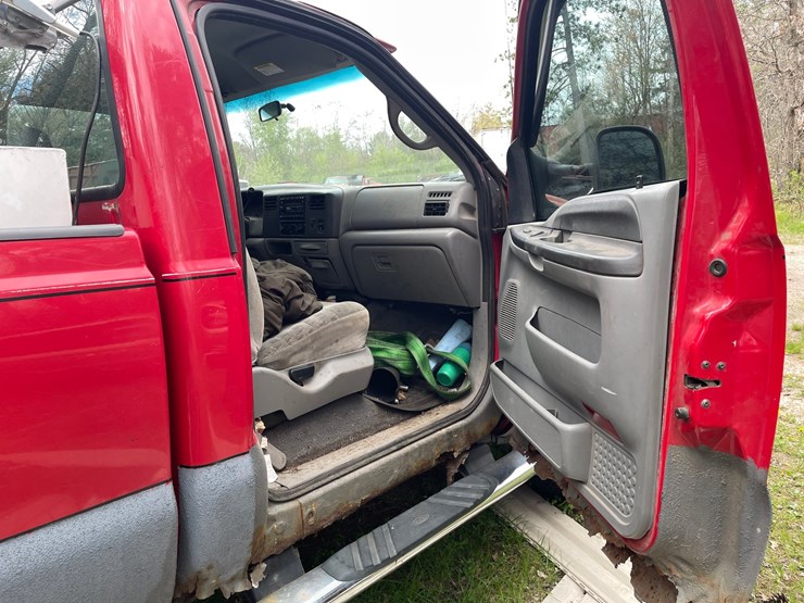 #2865-•-2000-ford-f250-pickup-truck-(has-wi-title)-(or)-image-14
