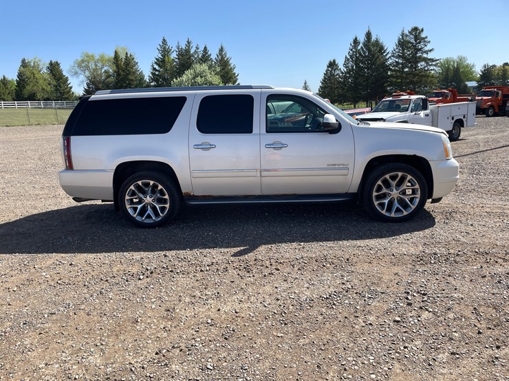 2008-gmc-yukon-denali-image-6