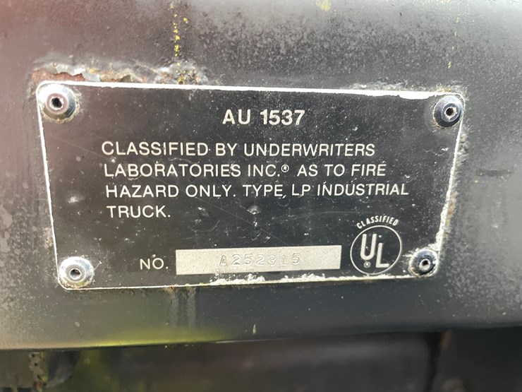 #1000-•-clark-glx30-forklift-image-12