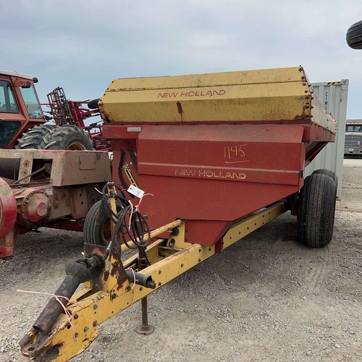 NEW HOLLAND 308