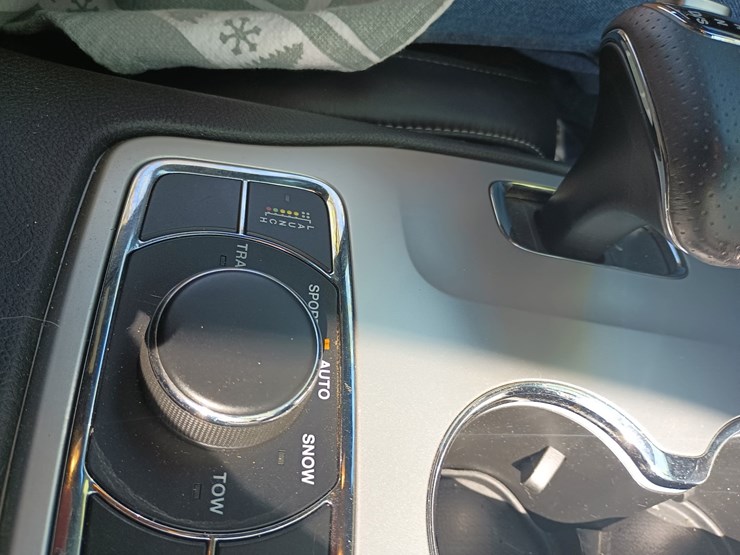 2014-jeep-grand-cherokee-image-8