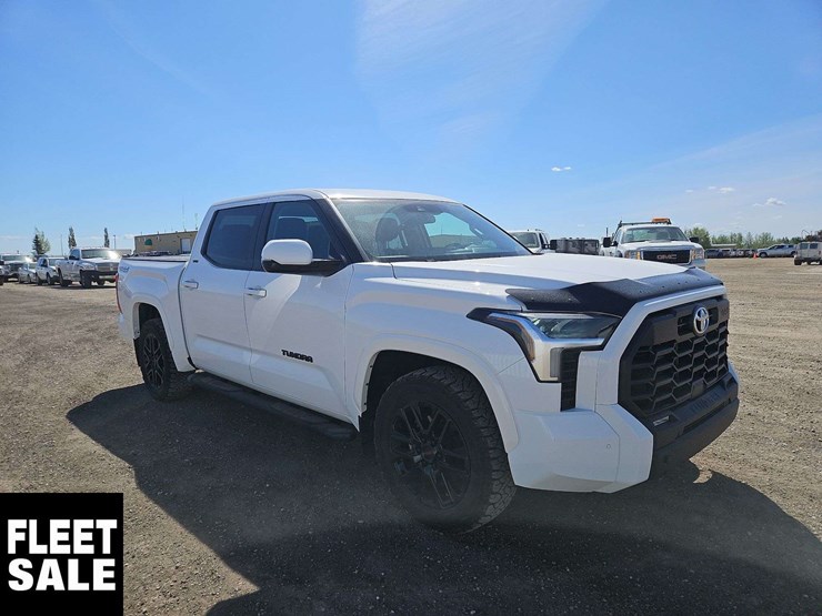 2023-toyota-tundra-image-2