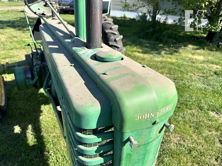 1945-john-deere-b-image-11