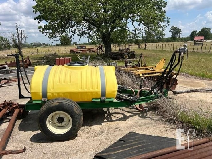 ag-spray-equipment-tr300e-image-5