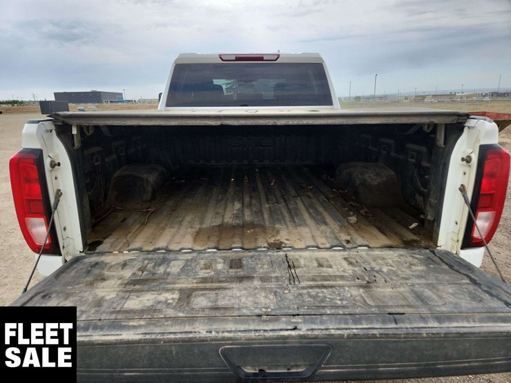 2020-gmc-sierra-2500hd-image-16
