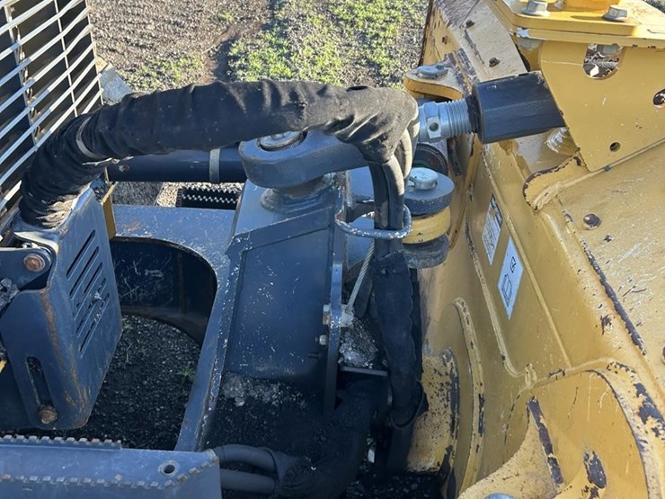 2017-deere-700k-xlt-image-24