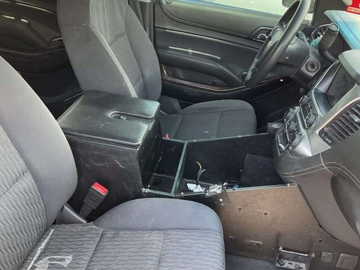 2019-chevrolet-tahoe-image-15