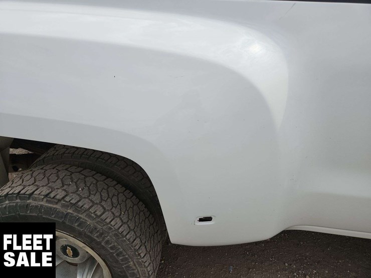 2018-chevrolet-silverado-3500hd-image-37