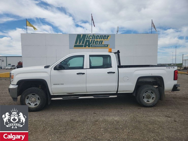 2015-gmc-sierra-2500hd-image-6